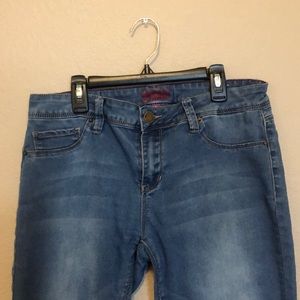 Blue wash Size 13 YMI Skinny jeans